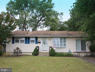 571 College Blvd, Wenonah, NJ 08090