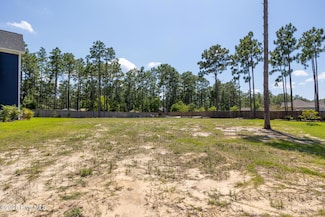 535 Vintage Ln, Southern Pines, NC 28387