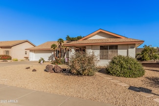 14426 W White Rock Dr, Sun City West, AZ 85375