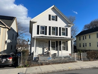 47 Barclay St, Worcester, MA 01604