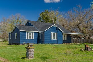 633 Smith Ave, Hohenwald, TN 38462