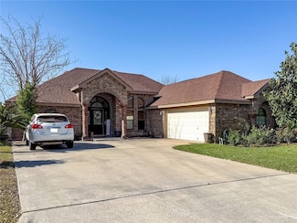 2447 Date Palm Dr, Rio Grande City, TX 78582