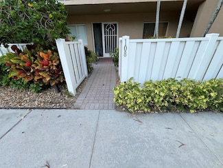 12565 Imperial Isle Dr Unit 108, Boynton Beach, FL 33437