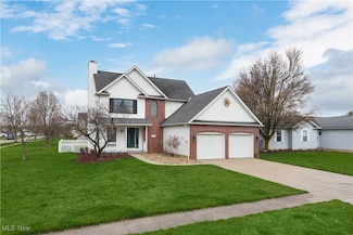 271 Finch Dr, Elyria, OH 44035