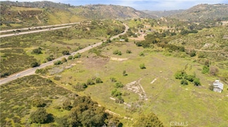 29255 Champagne Blvd, Escondido, CA 92026