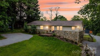 36 Avon Rd, Asheville, NC 28805