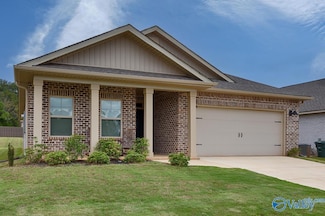 28299 Saddle Springs Dr, Madison, AL 35756