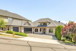 526 Whitney Terrace, Medford, OR 97504