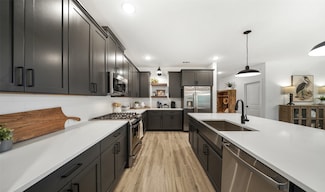 106 Kickapoo Dr, Anahuac, TX 77514