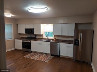 528 20th St, Red Wing, MN 55066