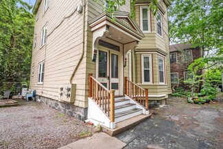 4 Marlou Terrace Unit 3, Jamaica Plain, MA 02130