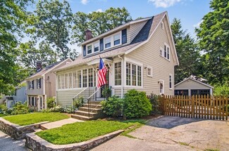27 Hudson St, Milton, MA 02186