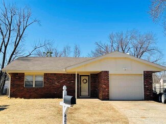 421 Stansbury St, Perkins, OK 74059