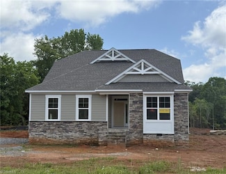 300 Redland Rd, Advance, NC 27006