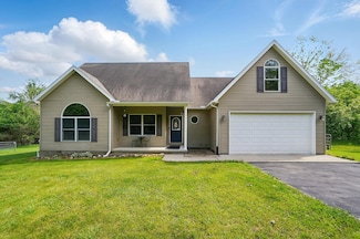 2619 Fox Hollow Rd, Springfield, OH 45502
