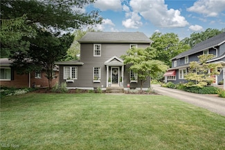 284 Kenilworth Dr, Akron, OH 44313