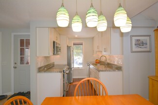 842 Cove Dr Unit 842, Grantham, NH 03753