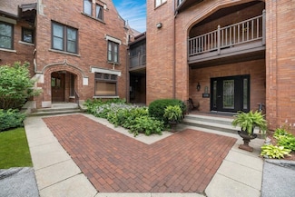4316 Grand Ave Unit 7, Des Moines, IA 50312