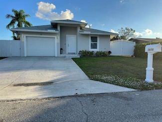 3658 Betty Ann Ct W, Palm Beach Gardens, FL 33403