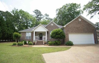 1303 Northwood Cir, Carthage, MS 39051
