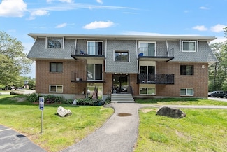176 Maple Ave Unit 5-5, Rutland, MA 01543