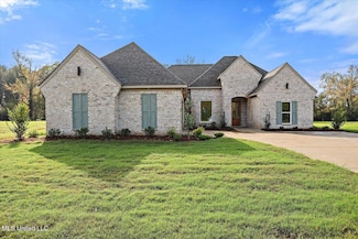1015 Mullican Rd, Florence, MS 39073