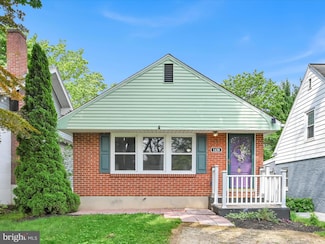 1438 Glen Moore Cir, Lancaster, PA 17601