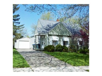 2446 24th St, Cuyahoga Falls, OH 44223
