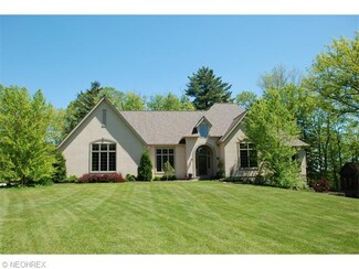 429 Bentleyville Rd, Chagrin Falls, OH 44022