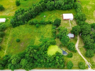 39508 E State Route 2 Rural Route, Garden City, MO 64747