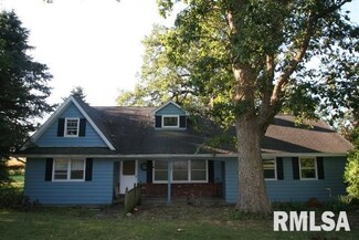 32379 State Route 9, MacKinaw, IL 61755