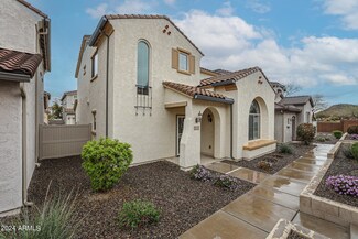 26628 N Babbling Brook Dr, Phoenix, AZ 85083
