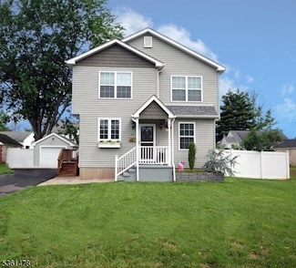 32 New Jersey Ave, Flemington, NJ 08822