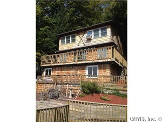 5335 Paddleford Rd, Eaton, NY 13334