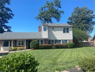 921 Saint Cir, Virginia Beach, VA 23454