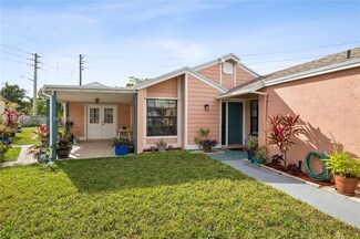 2430 SW 86th Ave, Miramar, FL 33025