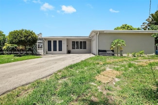 3813 S Lake Terrace, Miramar, FL 33023