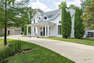 2022 W Osage Bend, Fayetteville, AR 72701