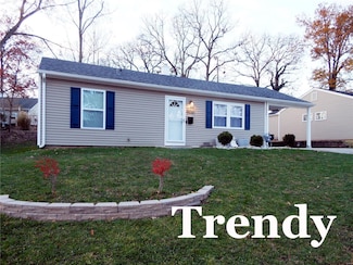 7788 Williams Ct, Saint Louis, MO 63143
