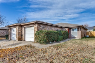 3618 Hulen Park Cir, Fort Worth, TX 76123