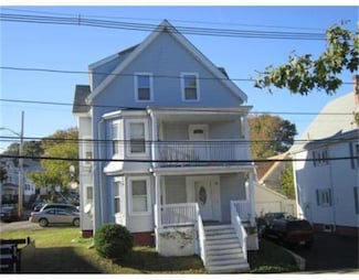 88 Oakwood Ave, Lynn, MA 01902