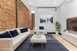 434 W 52nd St Unit 8, New York, NY 10019