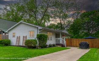 1237 Lathrop St, Lansing, MI 48912