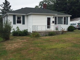 12 Hillside Ave, Old Town, ME 04468