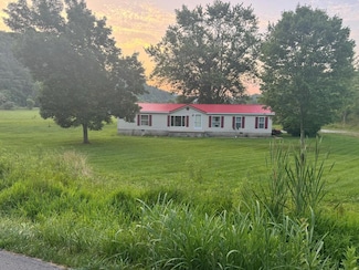 9 Dyer Rd, Salyersville, KY 41465