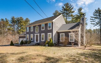 4 Marks Ln, East Freetown, MA 02717