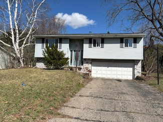 5705 Leanne Ln, Mc Farland, WI 53558