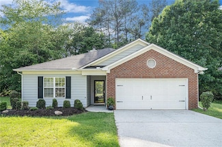5527 Jerome Rd, Atlanta, GA 30349
