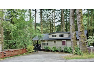 19921 Whaleshead Rd Unit C1, Brookings, OR 97415