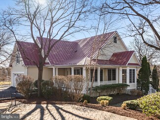 5437 Germain St, Stephens City, VA 22655